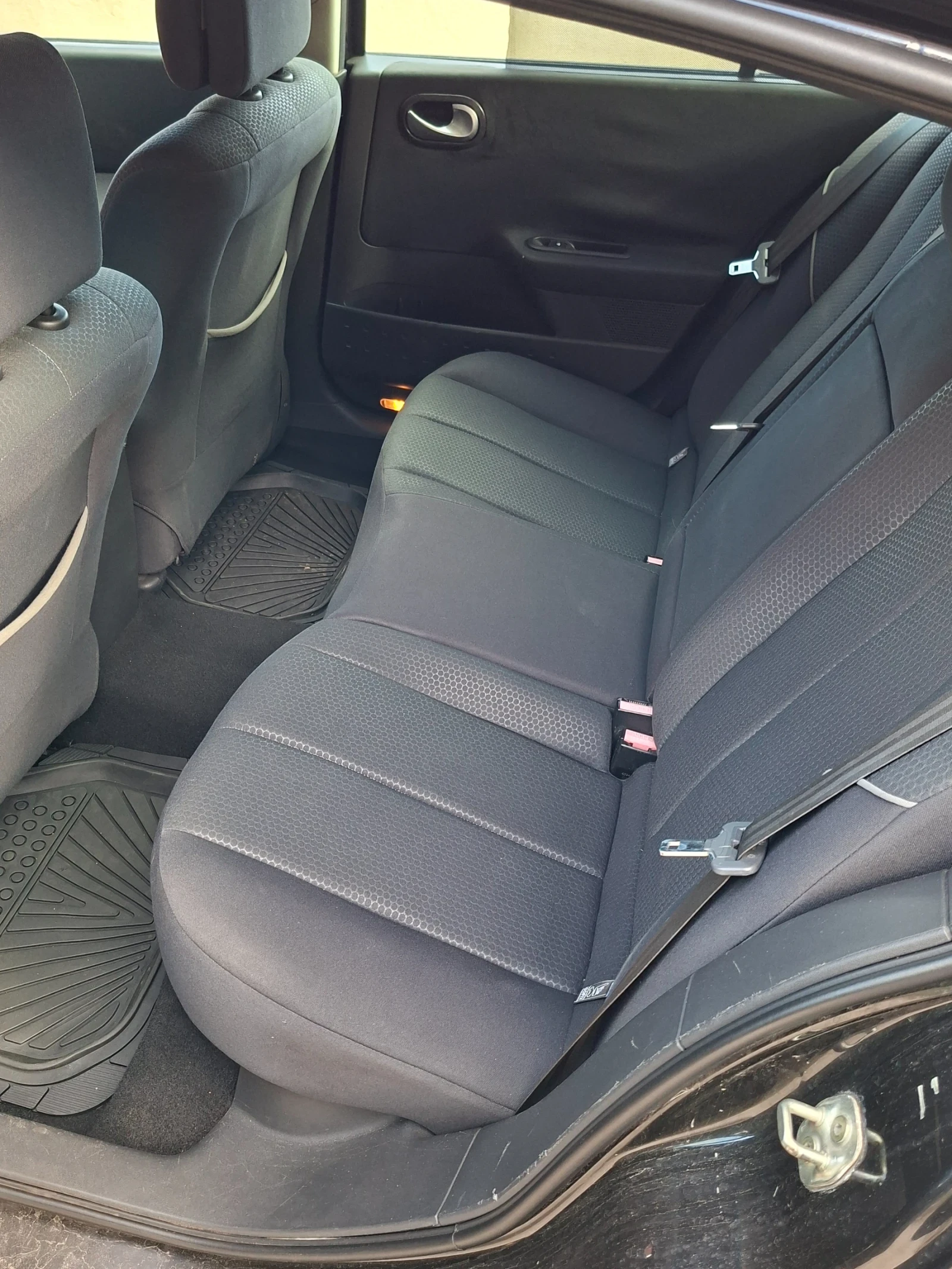 Renault Megane 1.5 dci - изображение 5