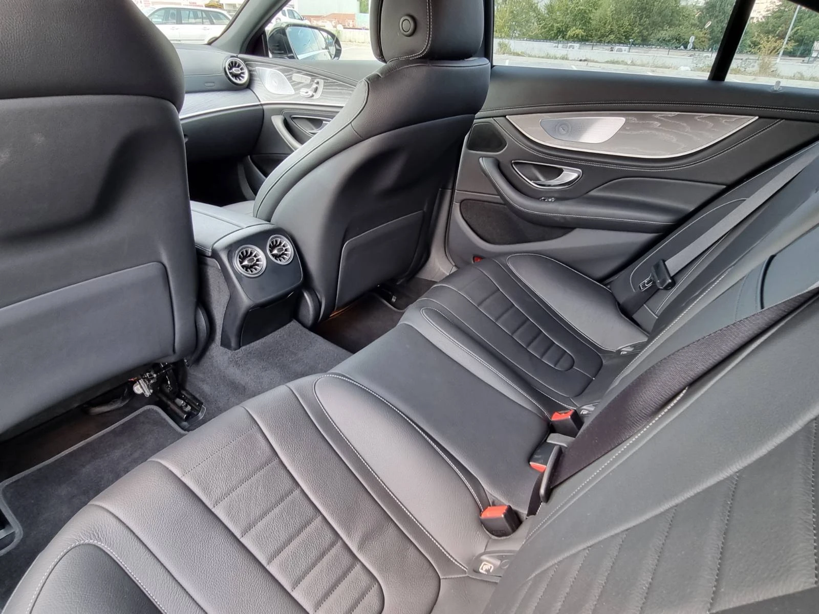 Mercedes-Benz CLS 300  - изображение 9