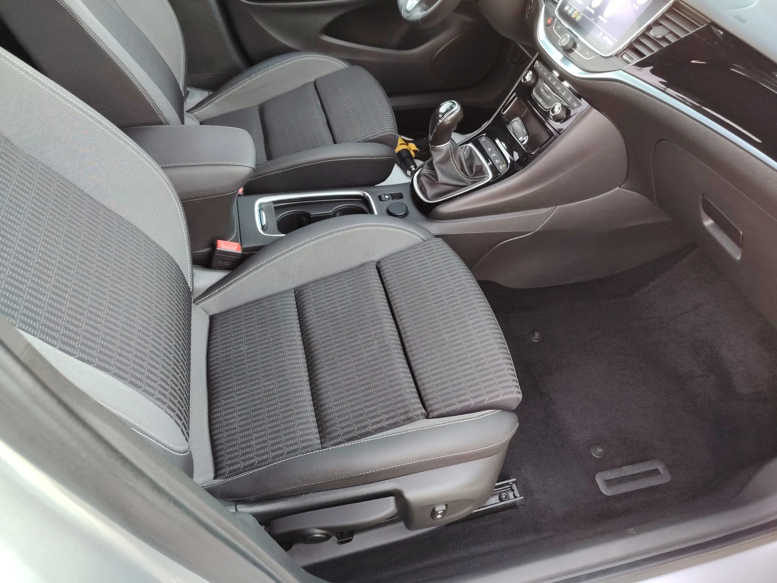 Opel Astra 124000км - изображение 7