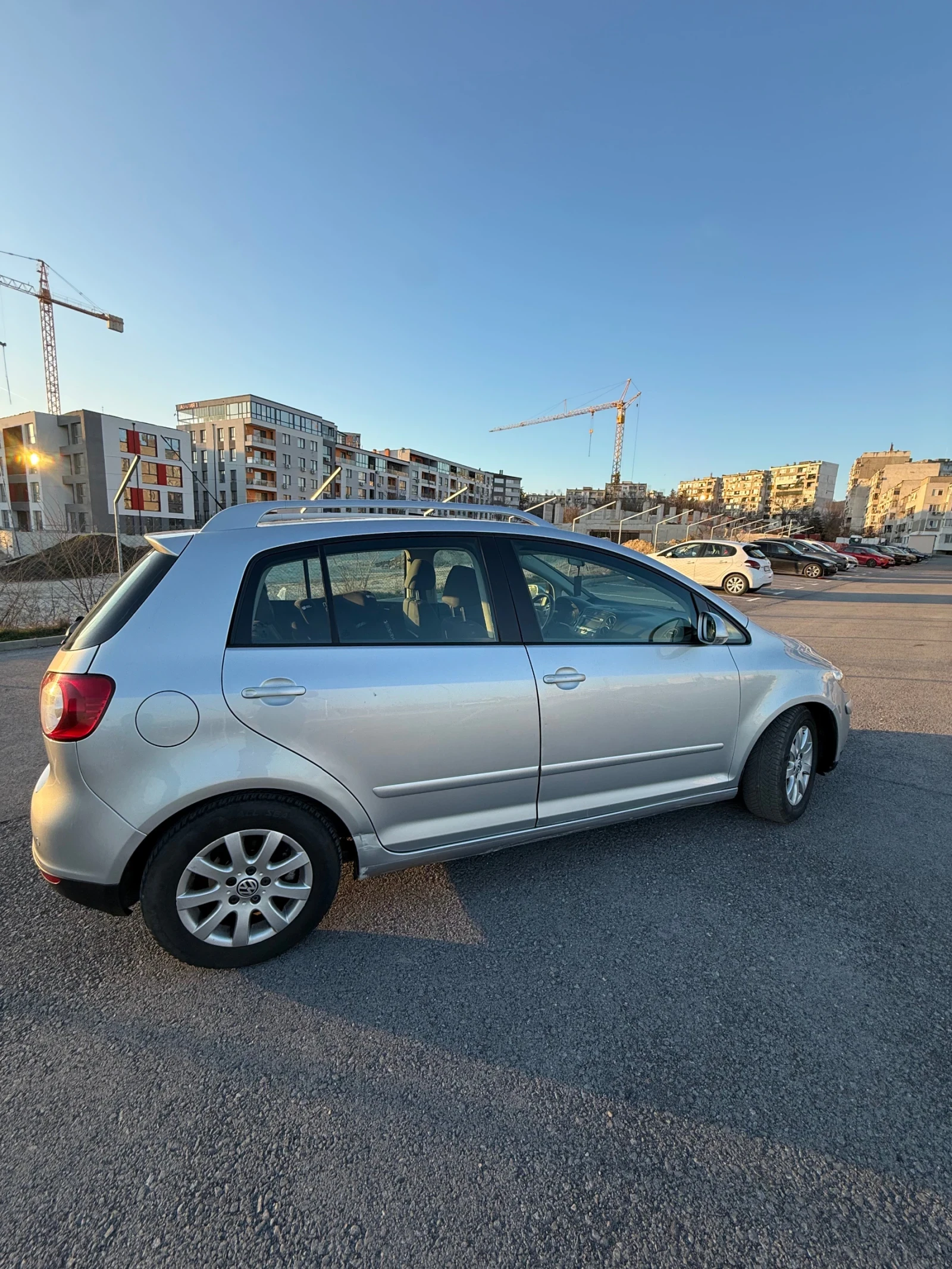 VW Golf Plus 1.9TDI Automatic , снимка 10 - Автомобили и джипове - 53750838