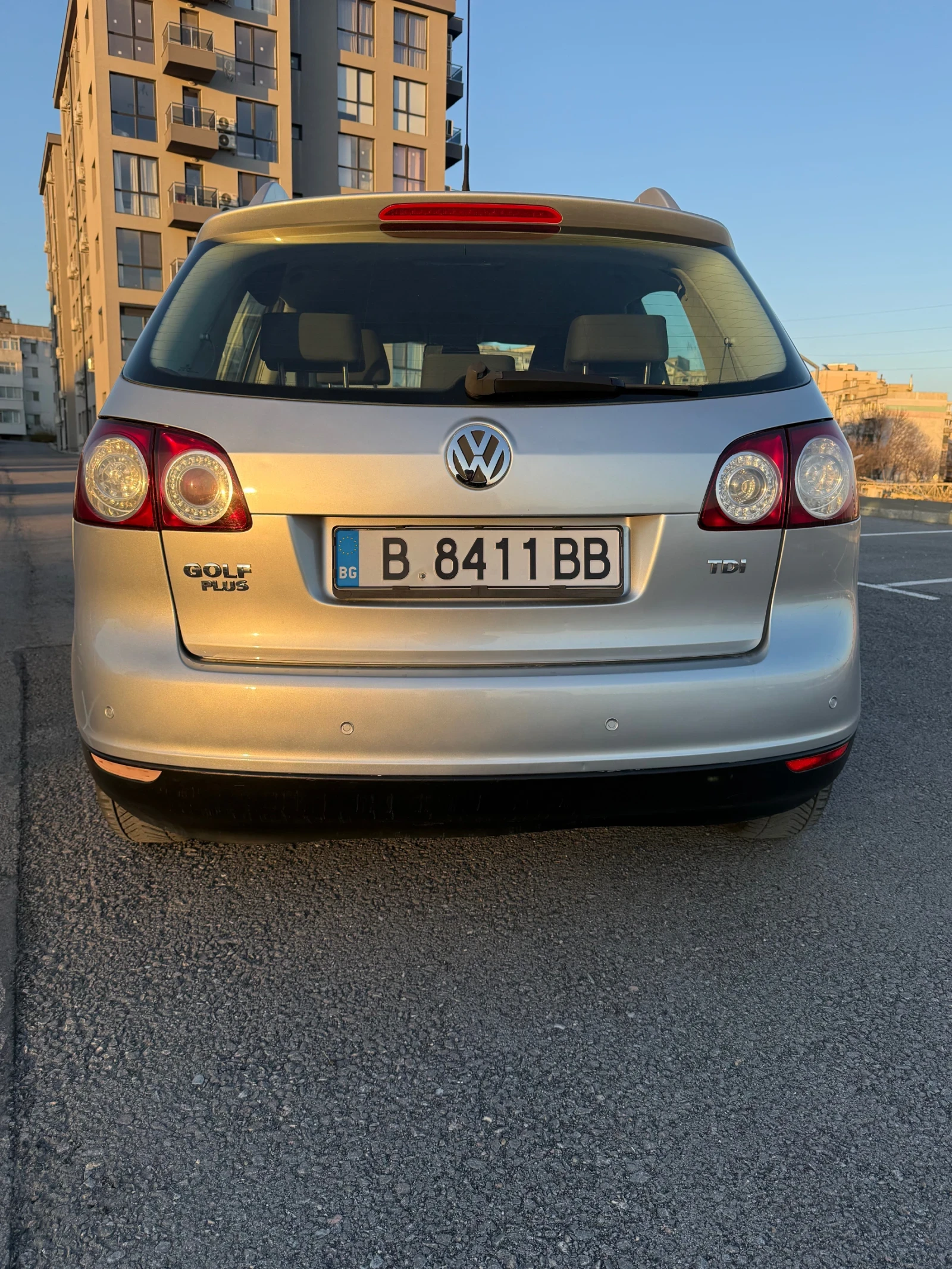 VW Golf Plus 1.9TDI Automatic , снимка 5 - Автомобили и джипове - 53750838