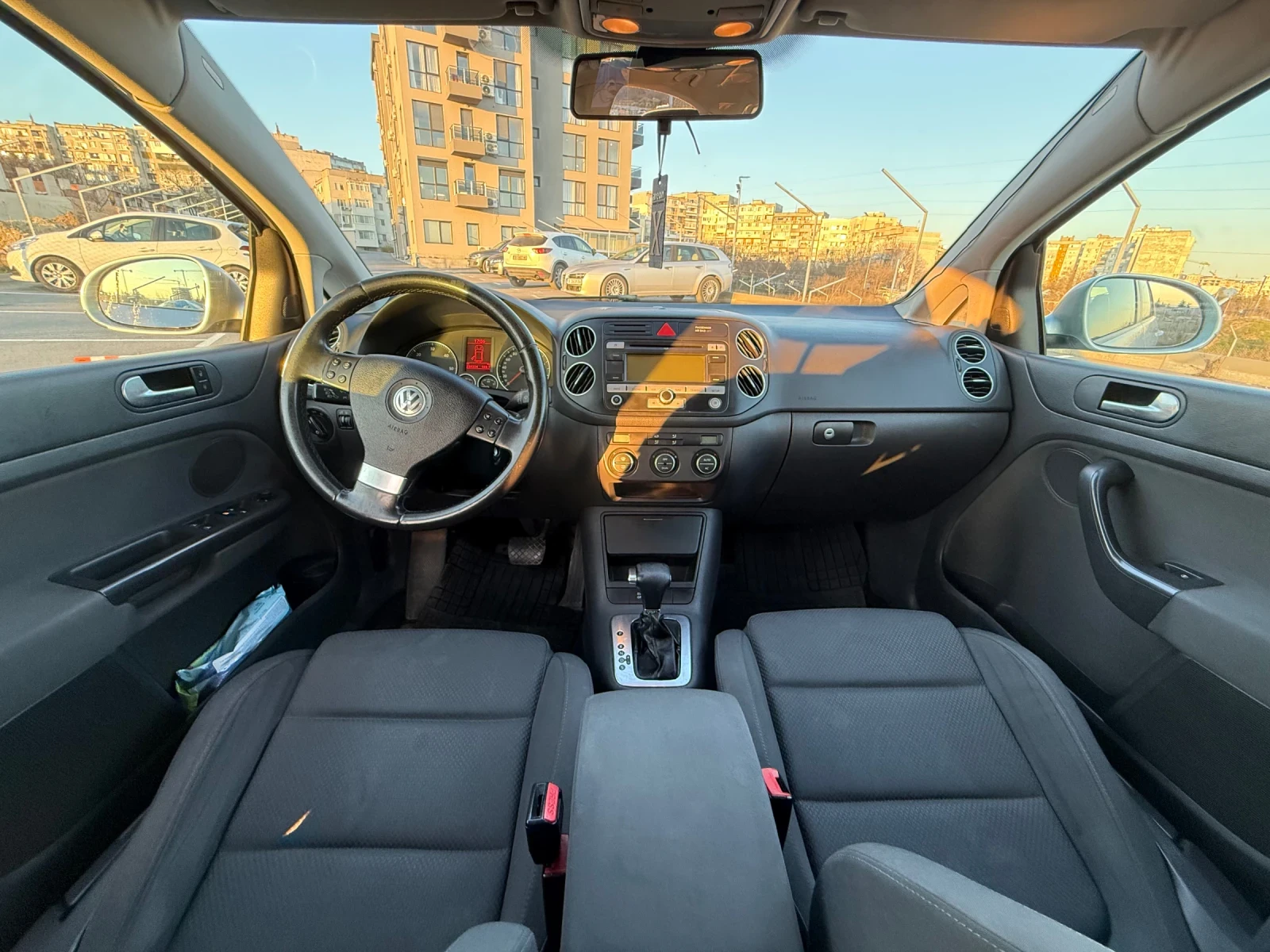 VW Golf Plus 1.9TDI Automatic , снимка 6 - Автомобили и джипове - 53750838
