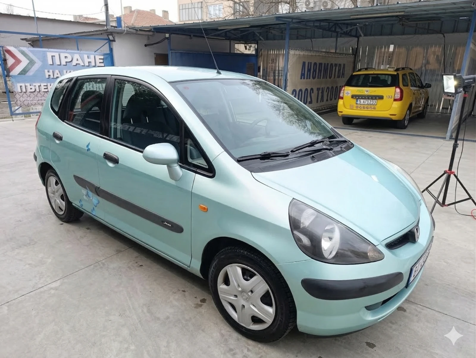 Honda Jazz, снимка 3 - Автомобили и джипове - 53788442