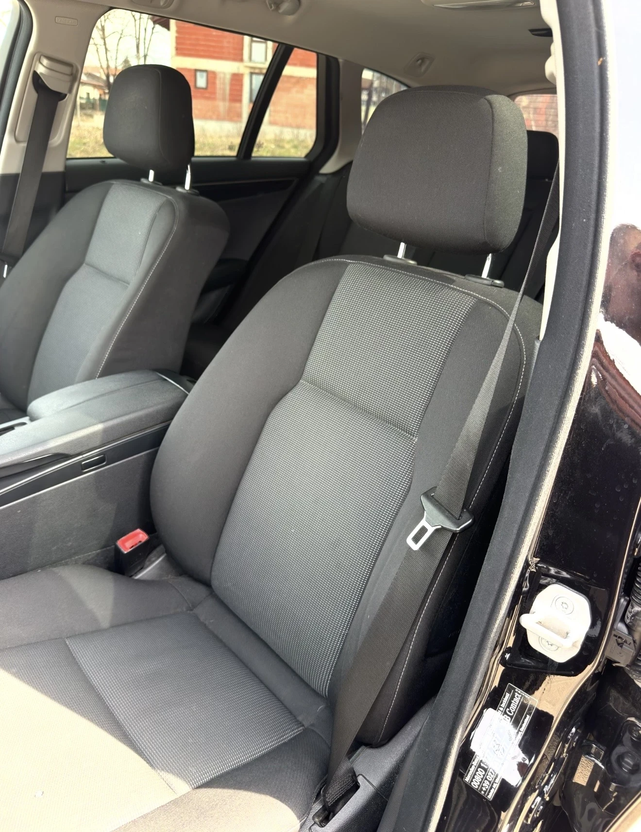 Mercedes-Benz C 220, снимка 9 - Автомобили и джипове - 53836309