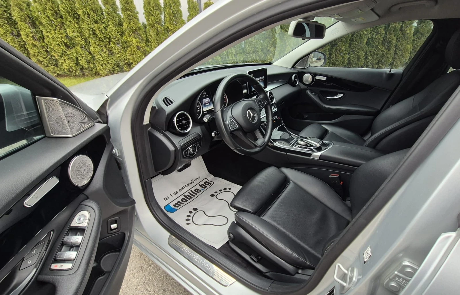 Mercedes-Benz C 220, снимка 9 - Автомобили и джипове - 53911160