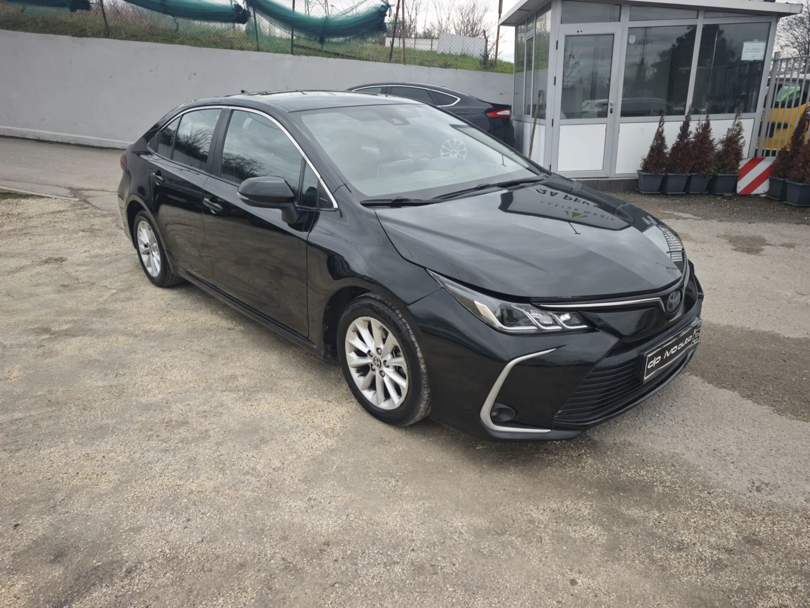 Toyota Corolla ХИБРИД* ГАЗ* ОТЛИЧЕН, снимка 7 - Автомобили и джипове - 54086640