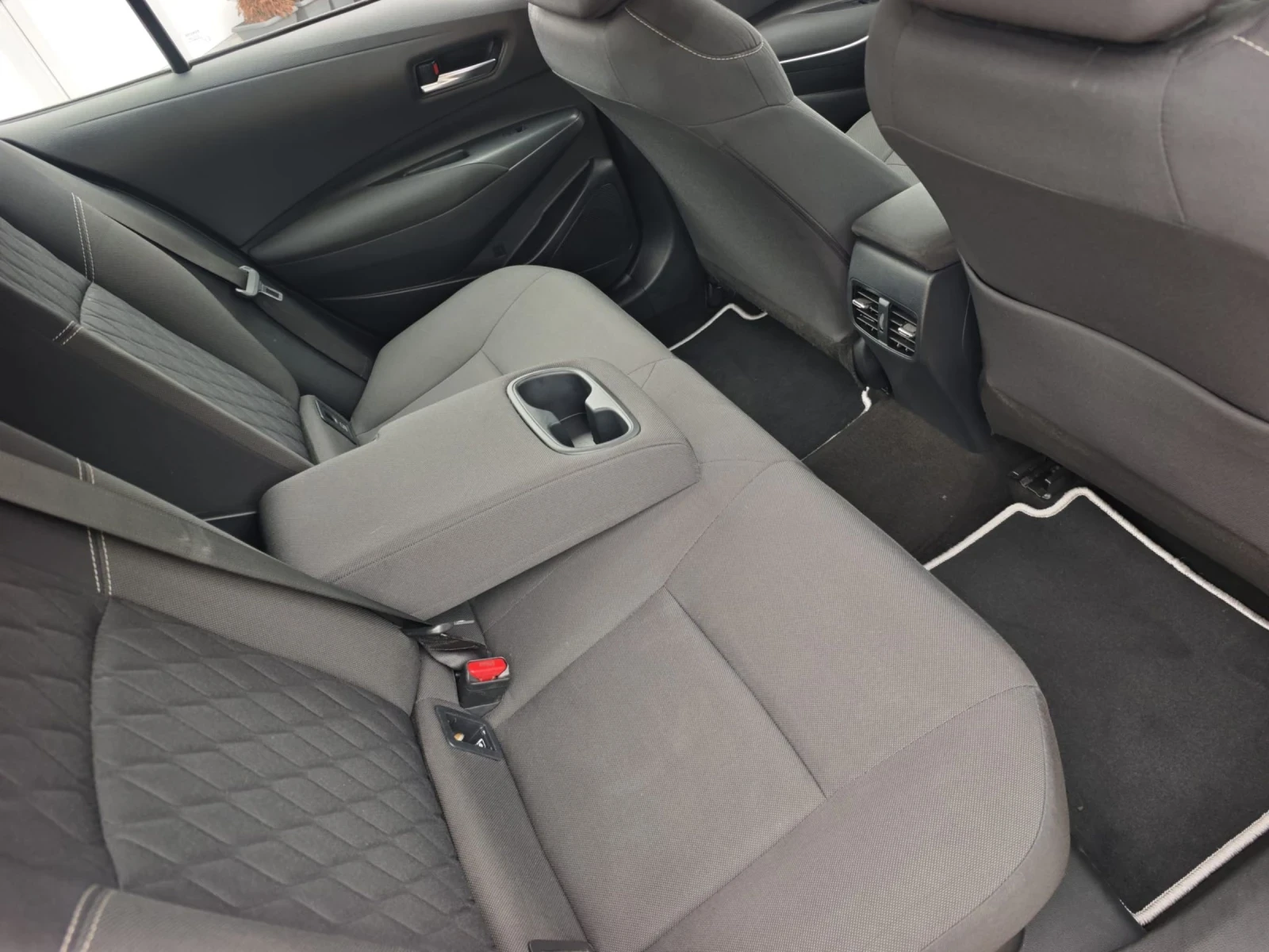 Toyota Corolla ХИБРИД* ГАЗ* ОТЛИЧЕН, снимка 11 - Автомобили и джипове - 54086640