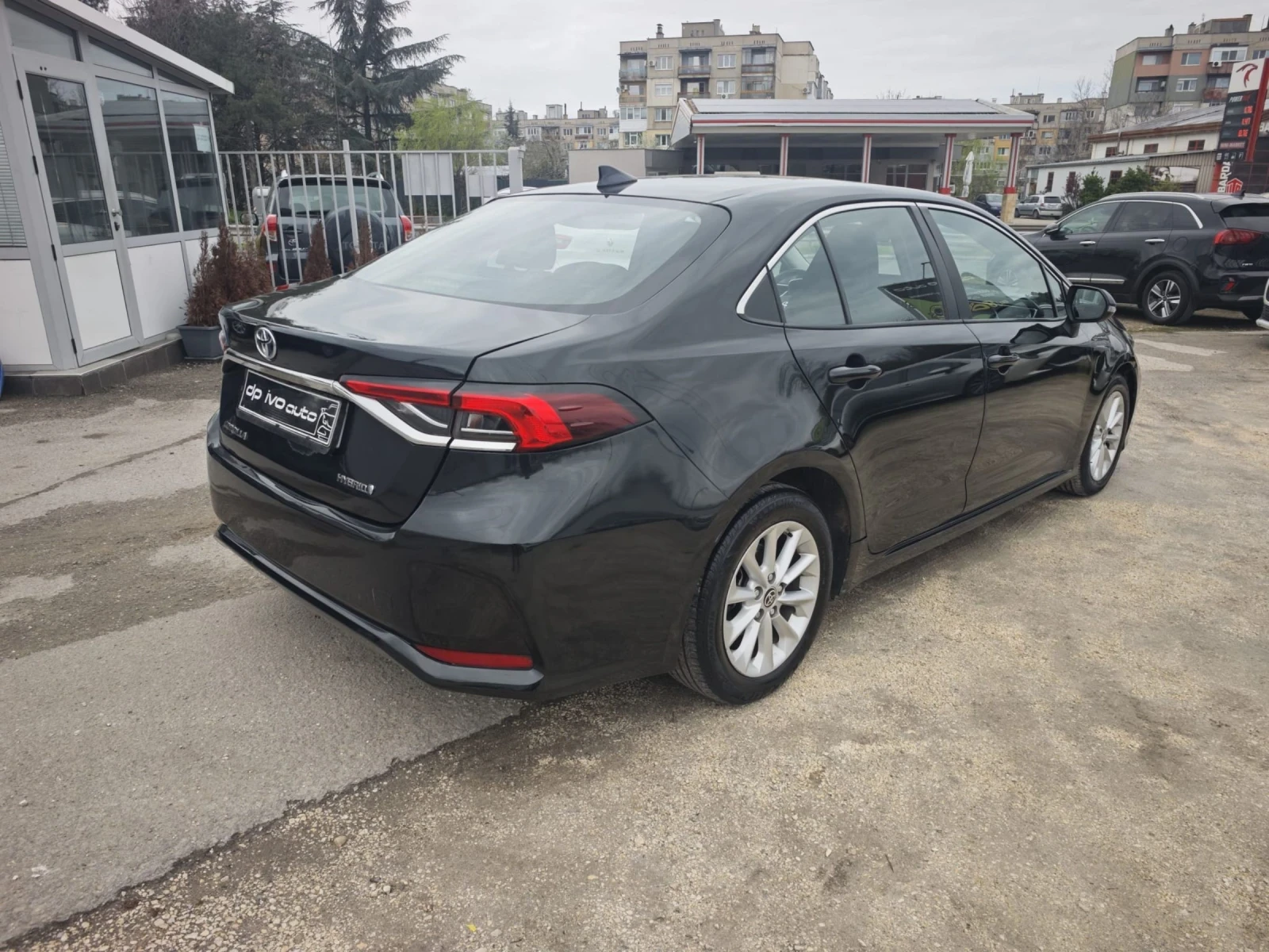 Toyota Corolla ХИБРИД* ГАЗ* ОТЛИЧЕН, снимка 5 - Автомобили и джипове - 54086640