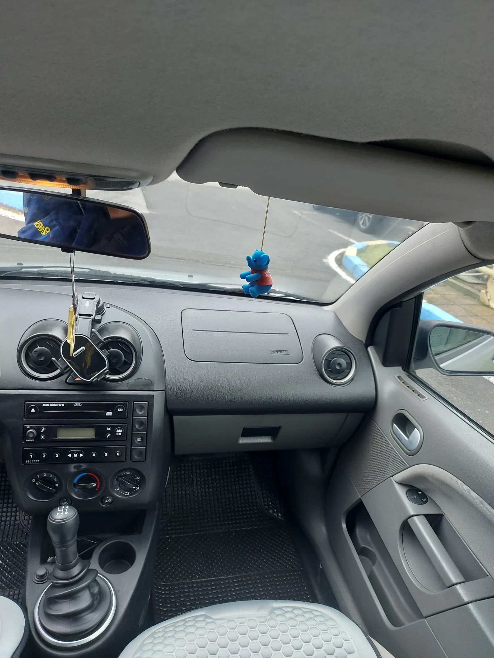 Ford Fiesta, снимка 10 - Автомобили и джипове - 54147132