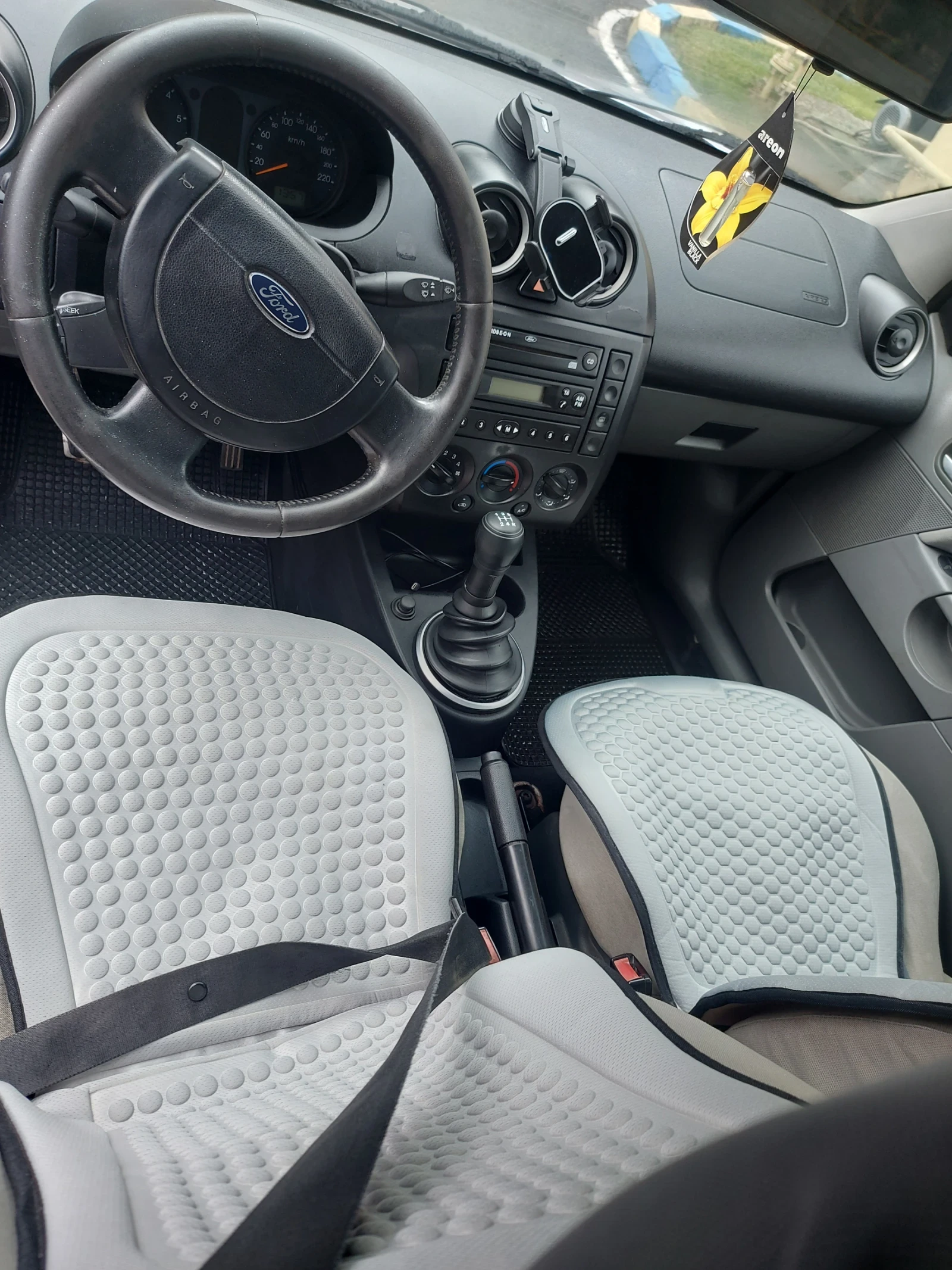 Ford Fiesta, снимка 9 - Автомобили и джипове - 54147132