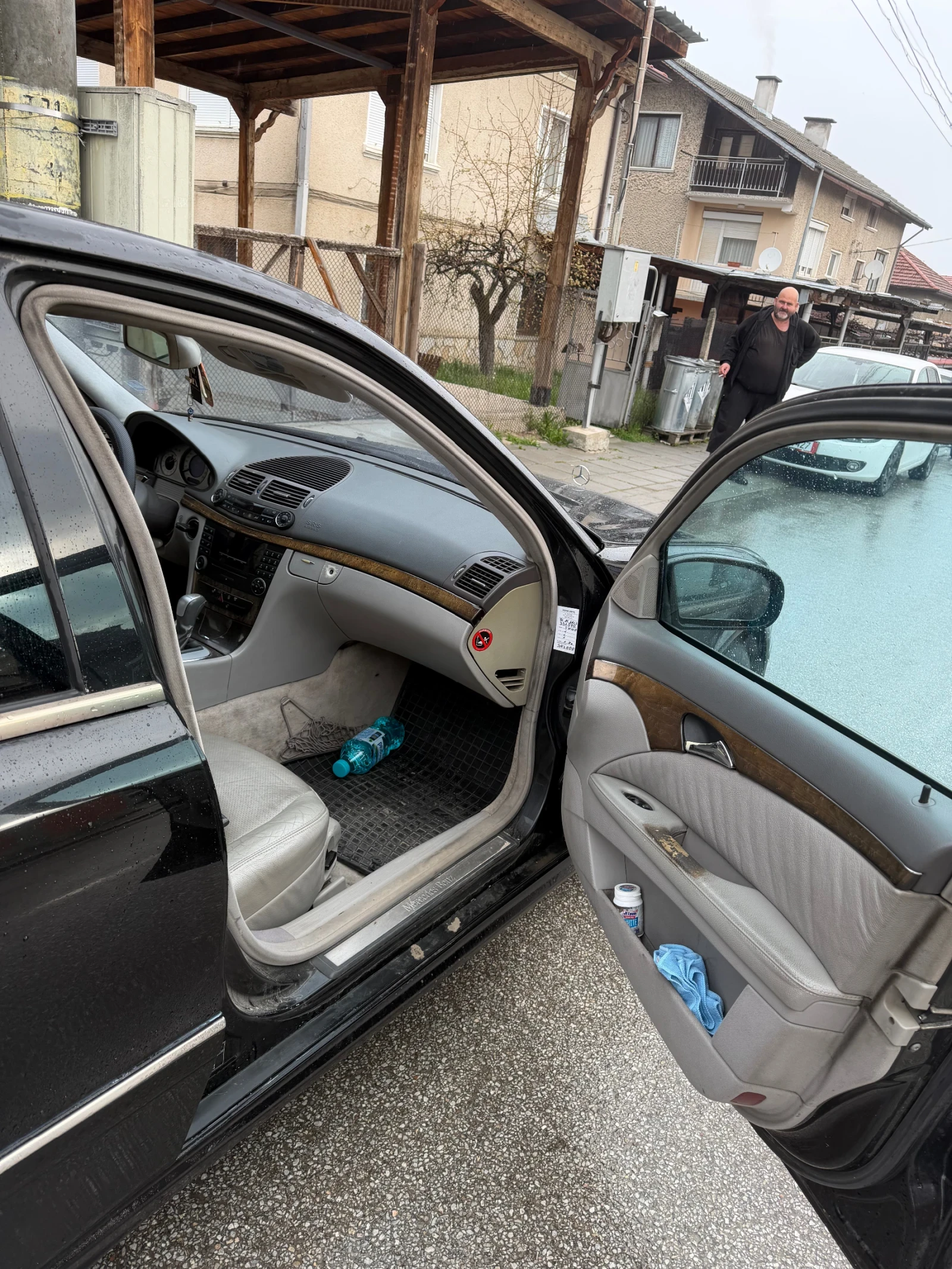 Mercedes-Benz E 270, снимка 10 - Автомобили и джипове - 54211998