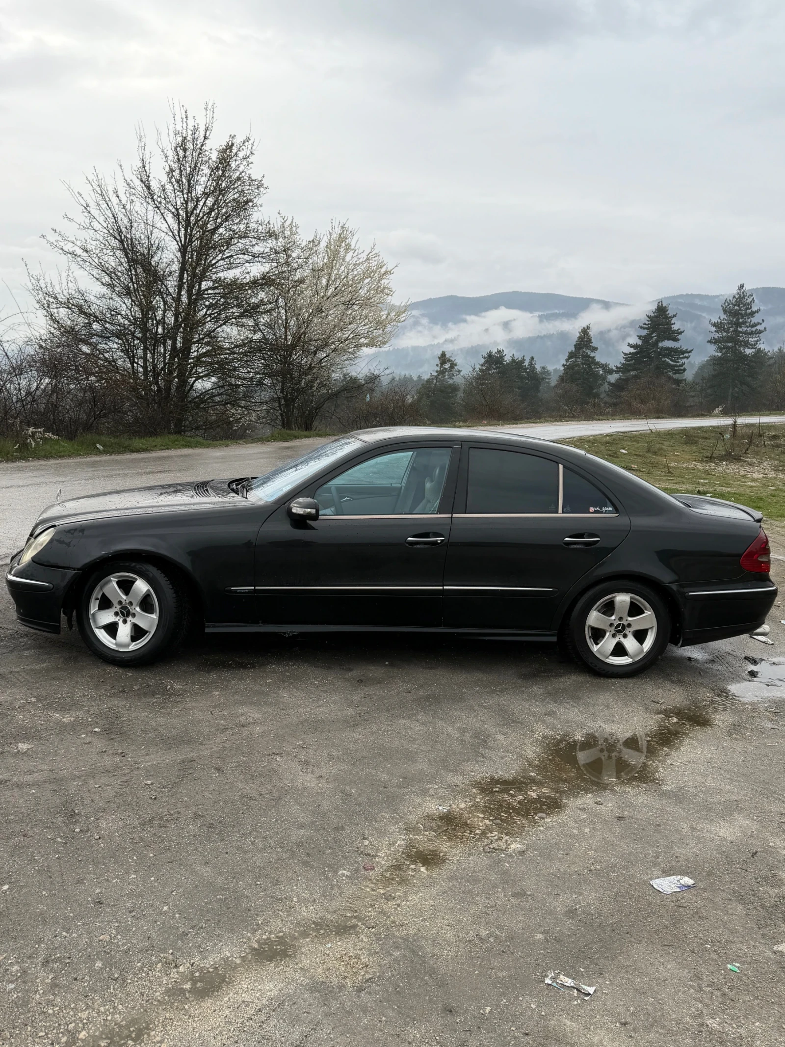 Mercedes-Benz E 270, снимка 6 - Автомобили и джипове - 54211998