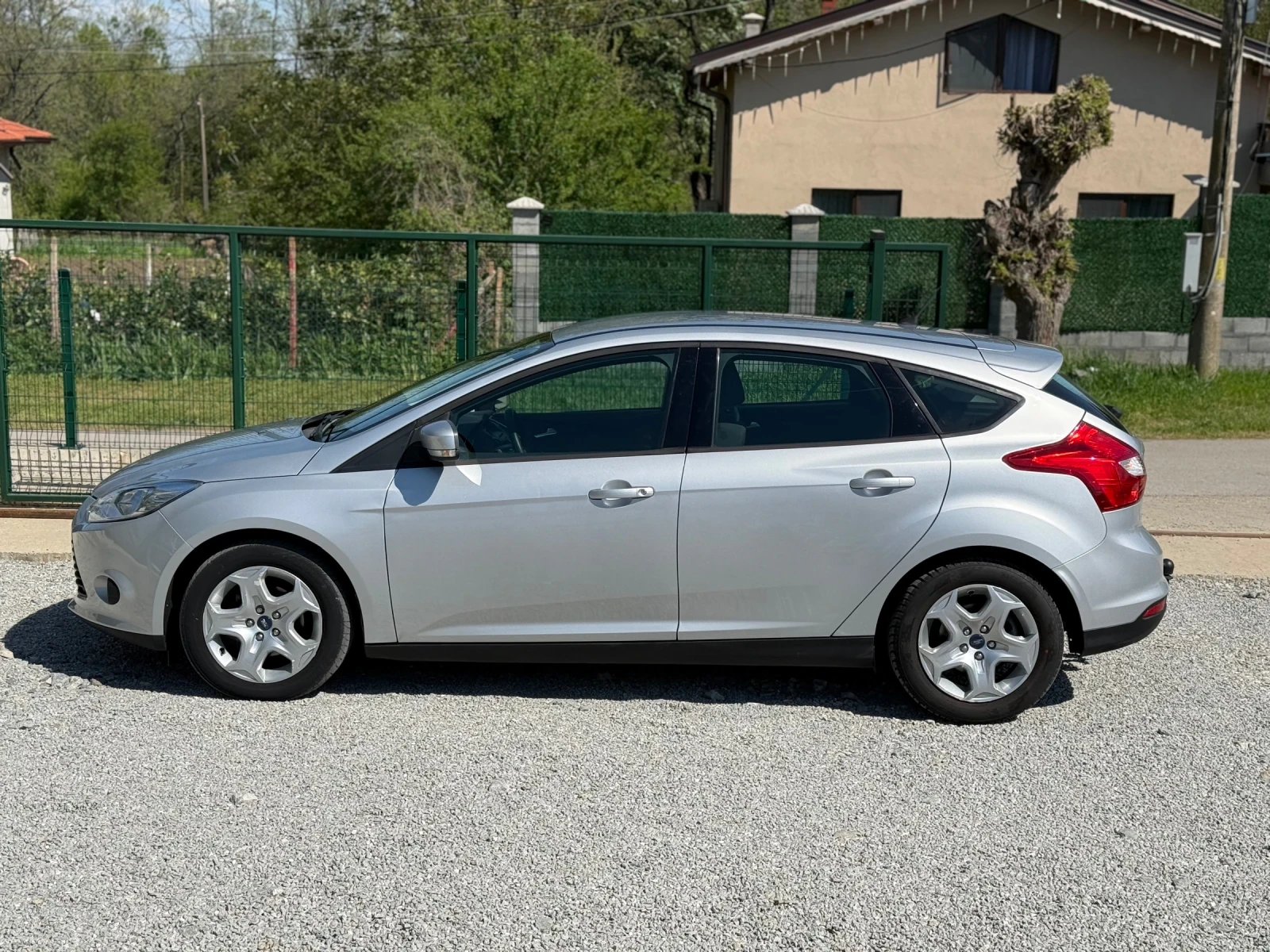 Ford Focus 1.6TDCI* �������* 115��* 6 ��������* ���� 5 | Mobile.bg � ����������� 5