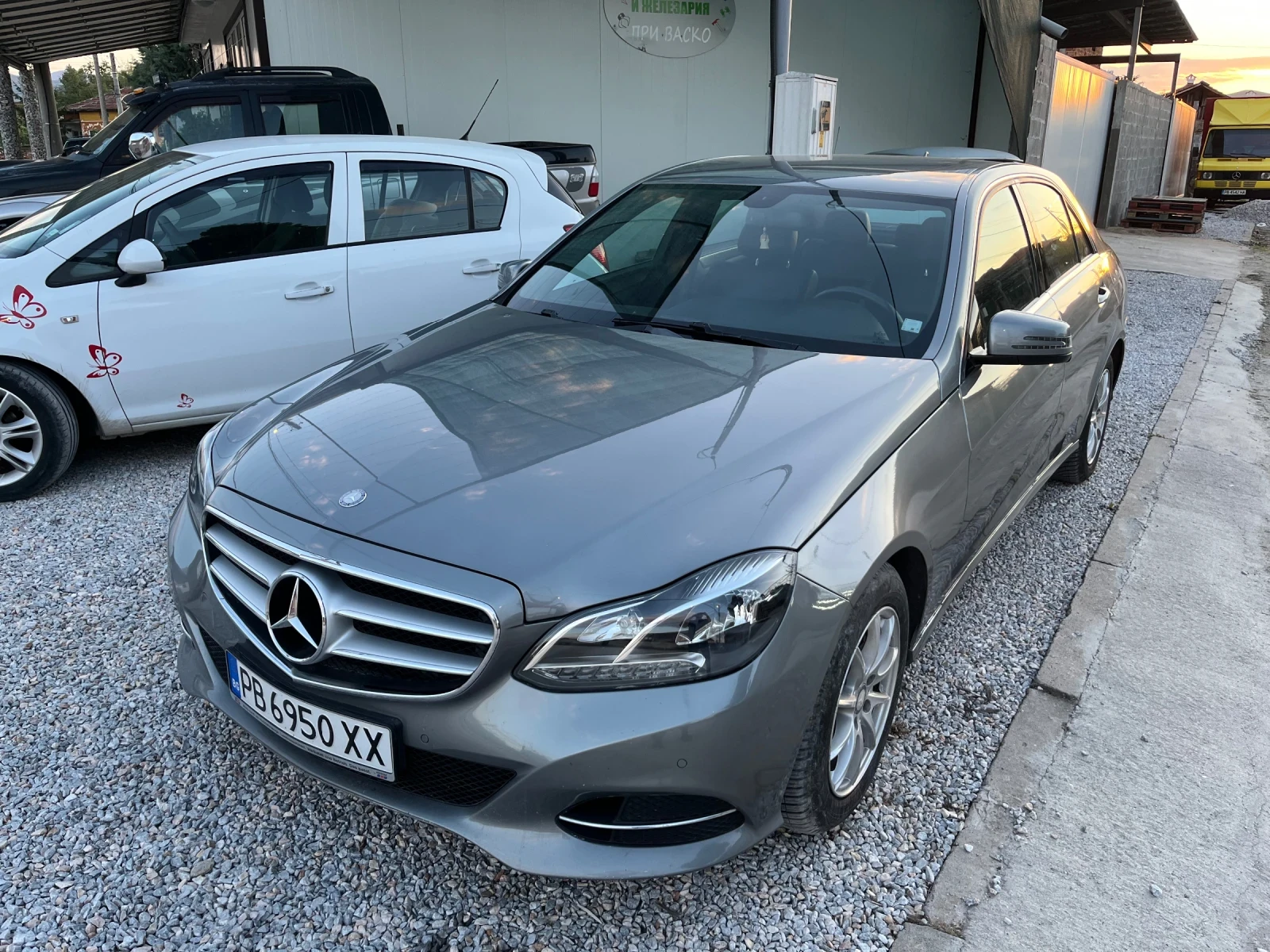 Mercedes-Benz E 200 | Mobile.bg � ����������� 16
