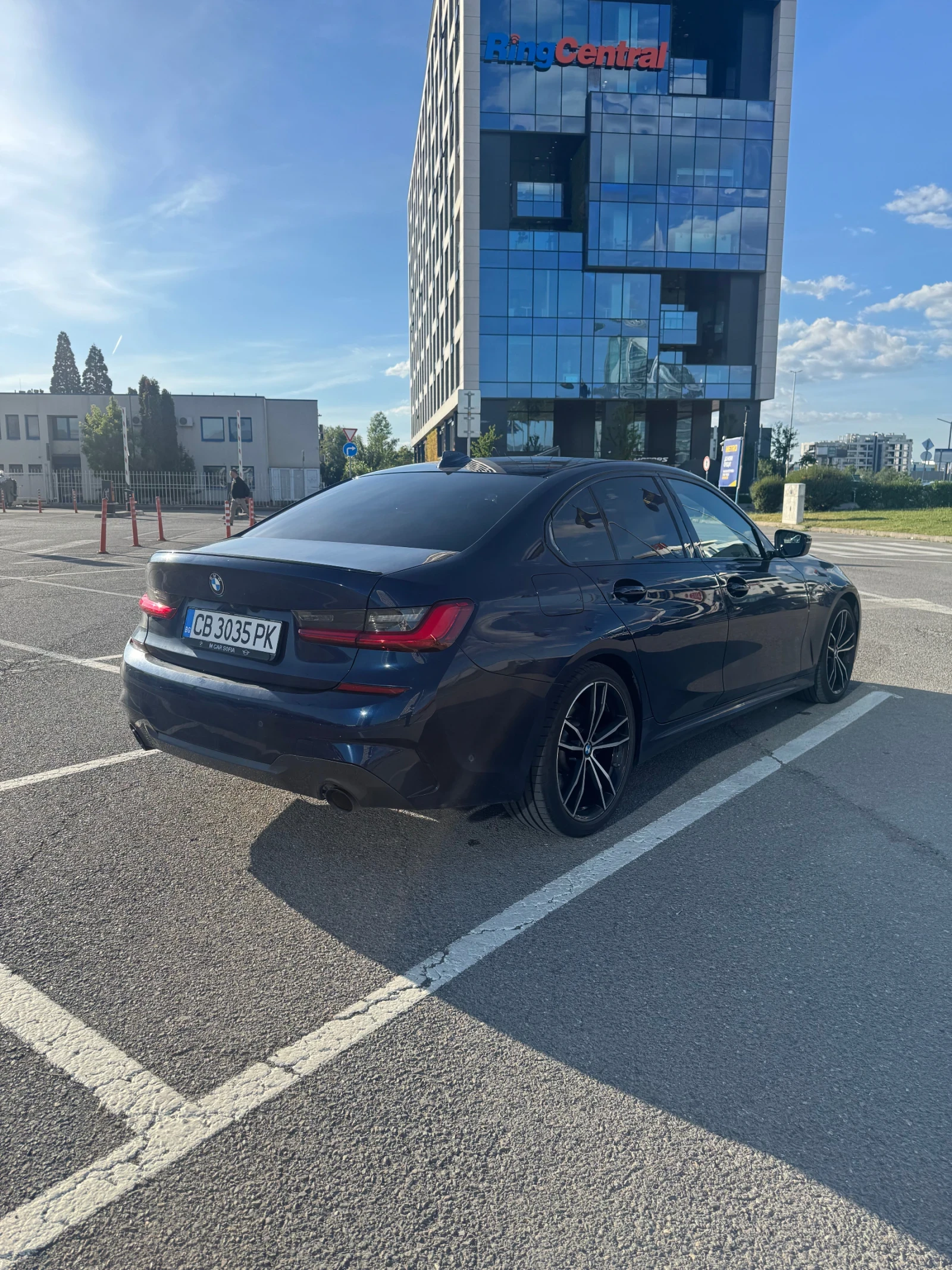 BMW 330 xDrive M-pack от България, снимка 4 - Автомобили и джипове - 54714879