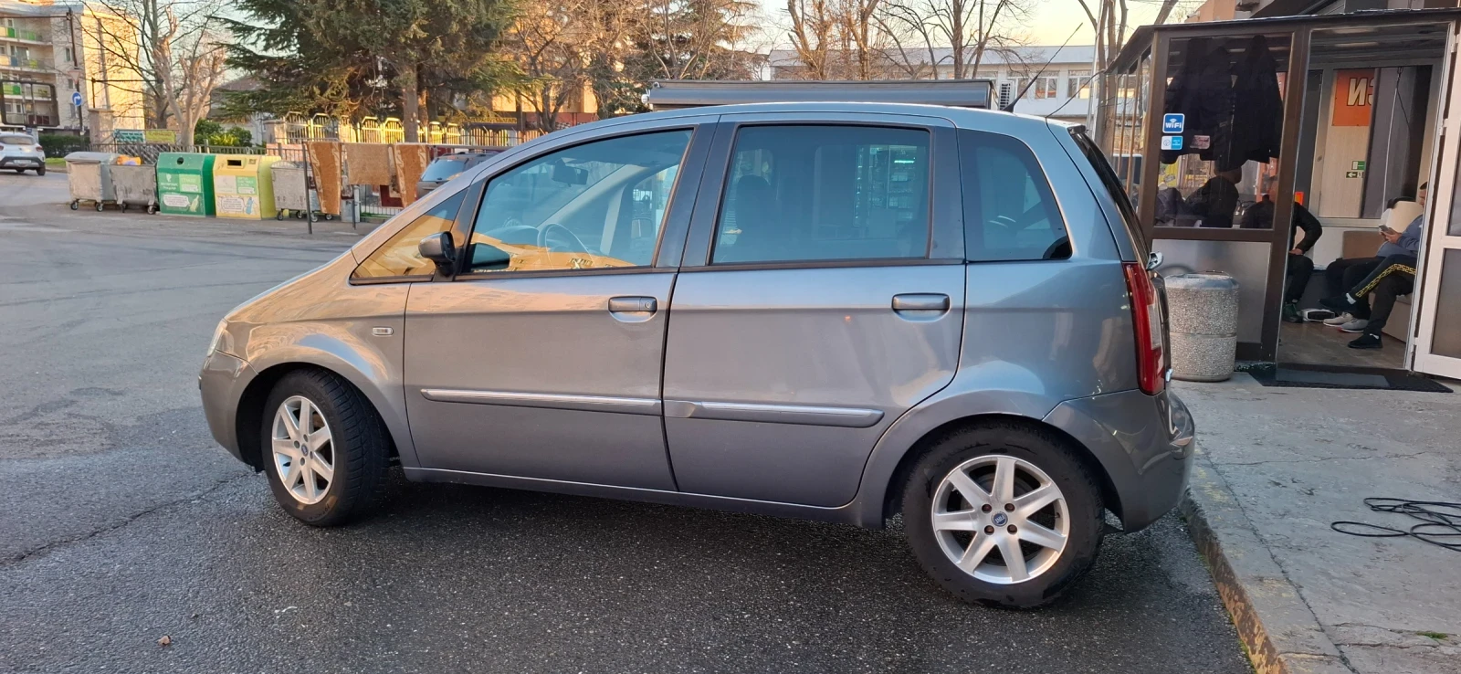 Fiat Idea, снимка 7 - Автомобили и джипове - 55115294