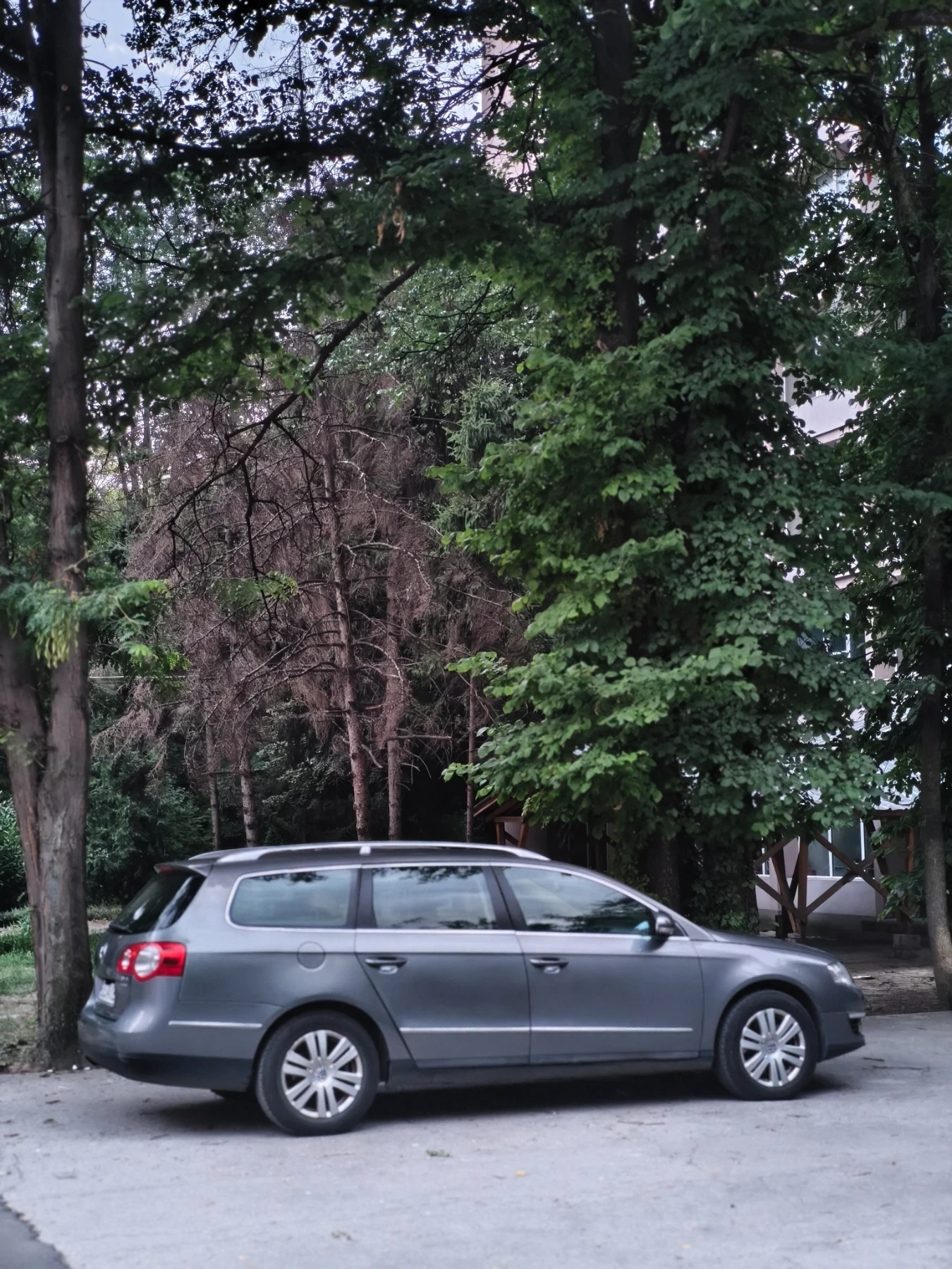 VW Passat, снимка 13 - Автомобили и джипове - 55327536