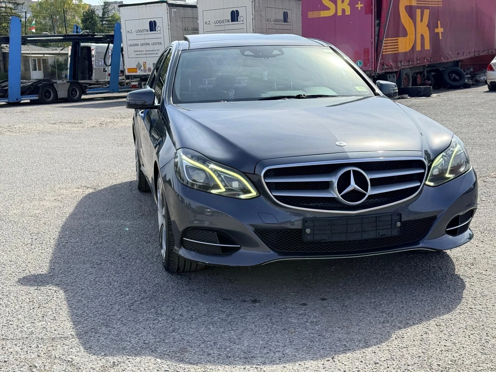 Mercedes-Benz E 300 Panoramic 