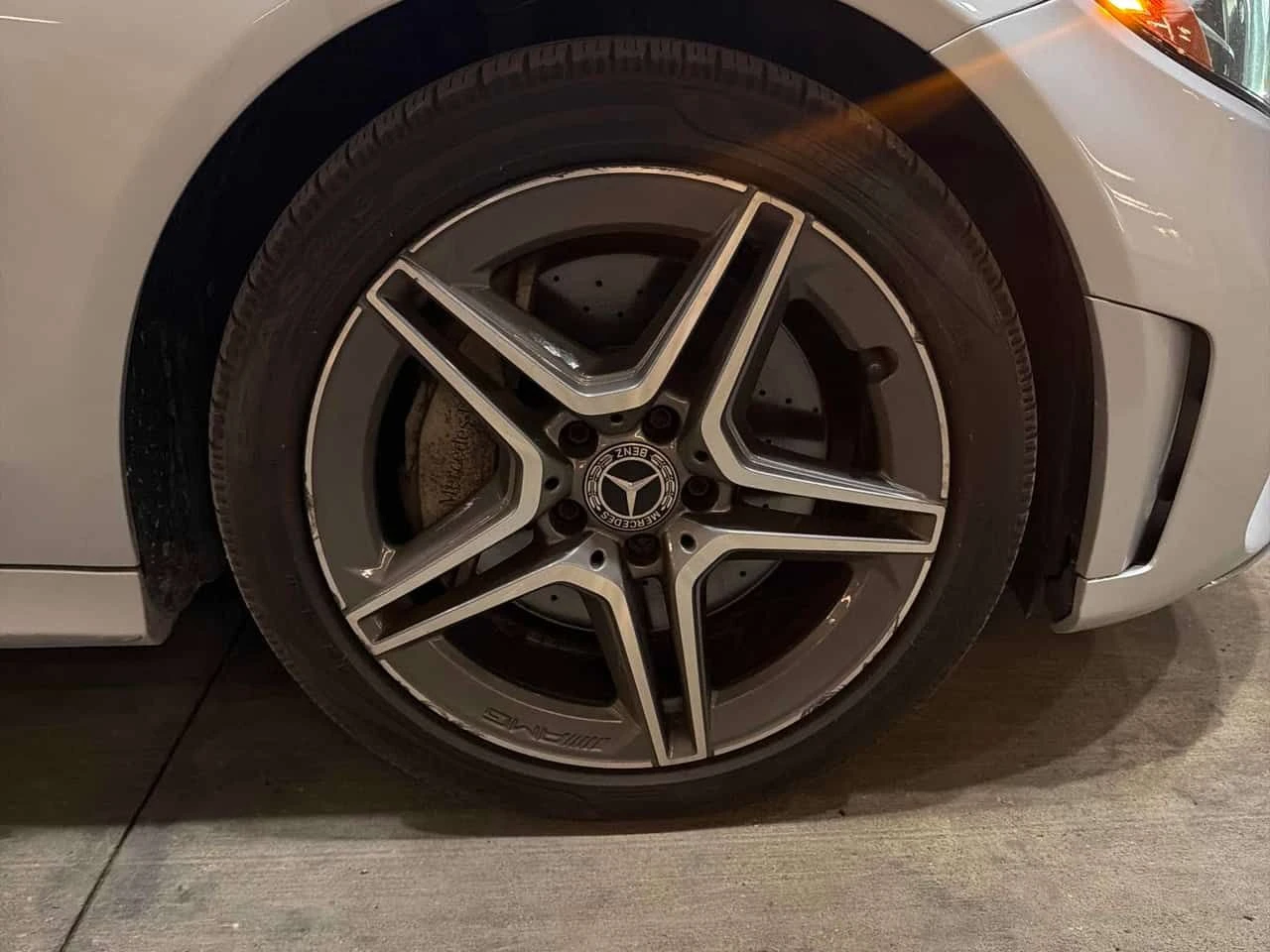 Mercedes-Benz C 300 * АВТОКРЕДИТ БЕЗ ПЪРВОНАЧАЛНА ВНОСКА* , снимка 7 - Автомобили и джипове - 55535697