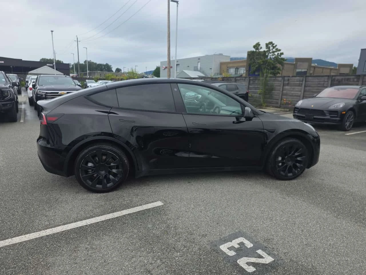 Tesla Model Y Long Range | CARFAX | АВТОФИНАНСИРАНЕ, снимка 4 - Автомобили и джипове - 55651969