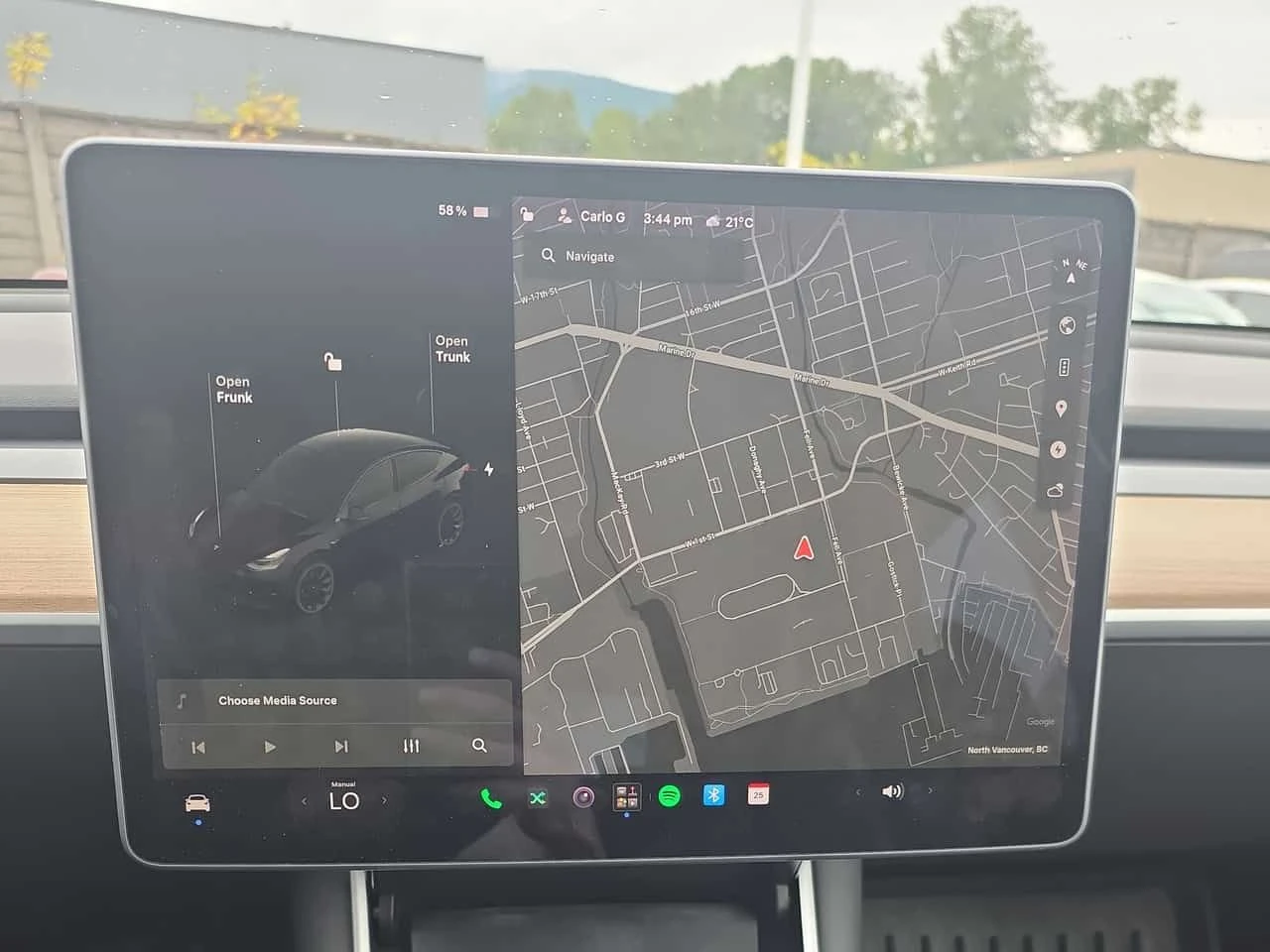 Tesla Model Y Long Range | CARFAX | АВТОФИНАНСИРАНЕ, снимка 8 - Автомобили и джипове - 55651969