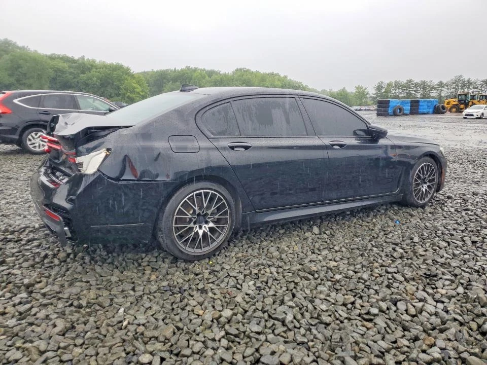 BMW 740 Кожа / Ел. седалки / Цена до, снимка 3 - Автомобили и джипове - 55675950