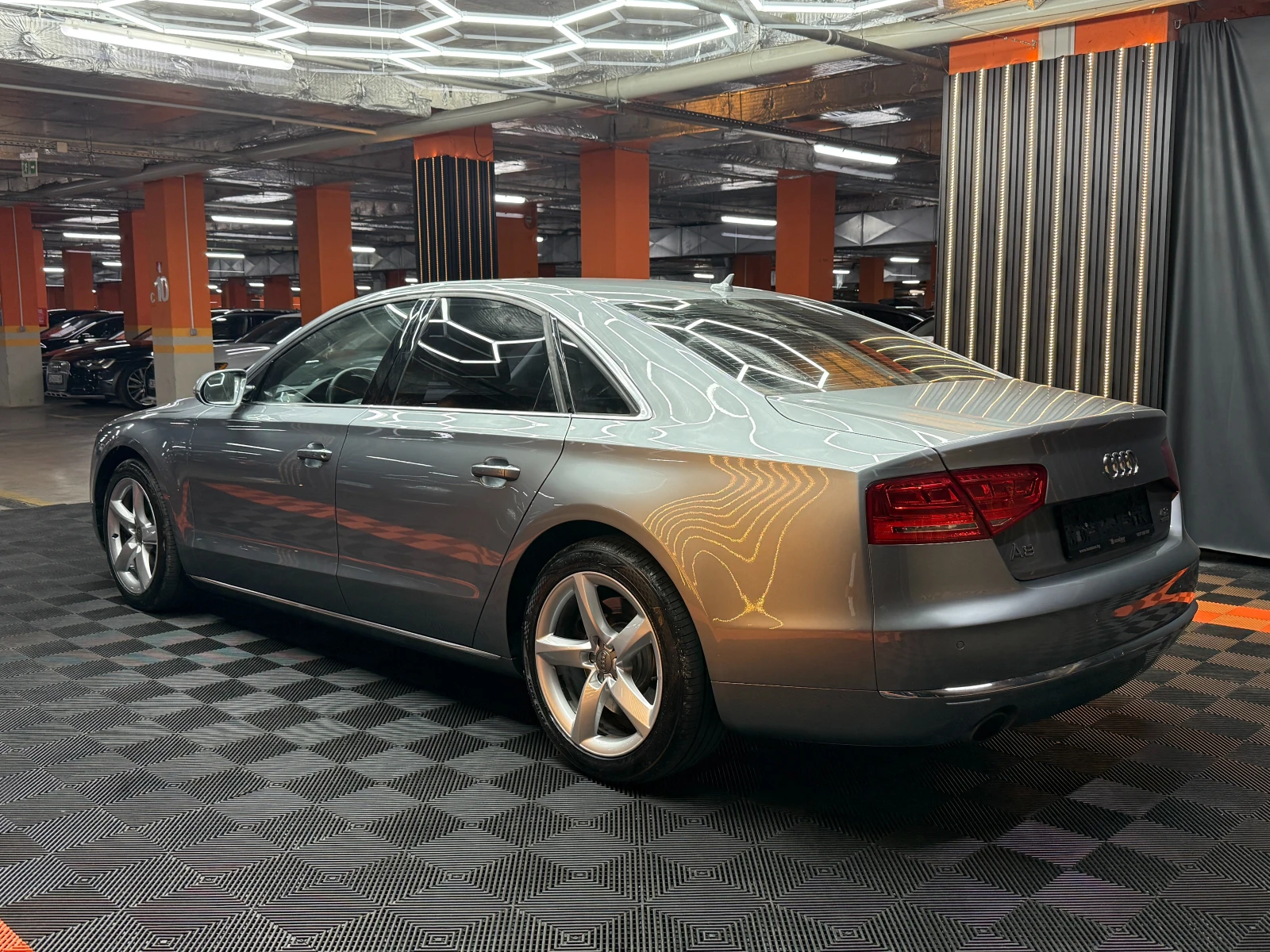 Audi A8 4.2i 372 к.с., снимка 5 - Автомобили и джипове - 55693277