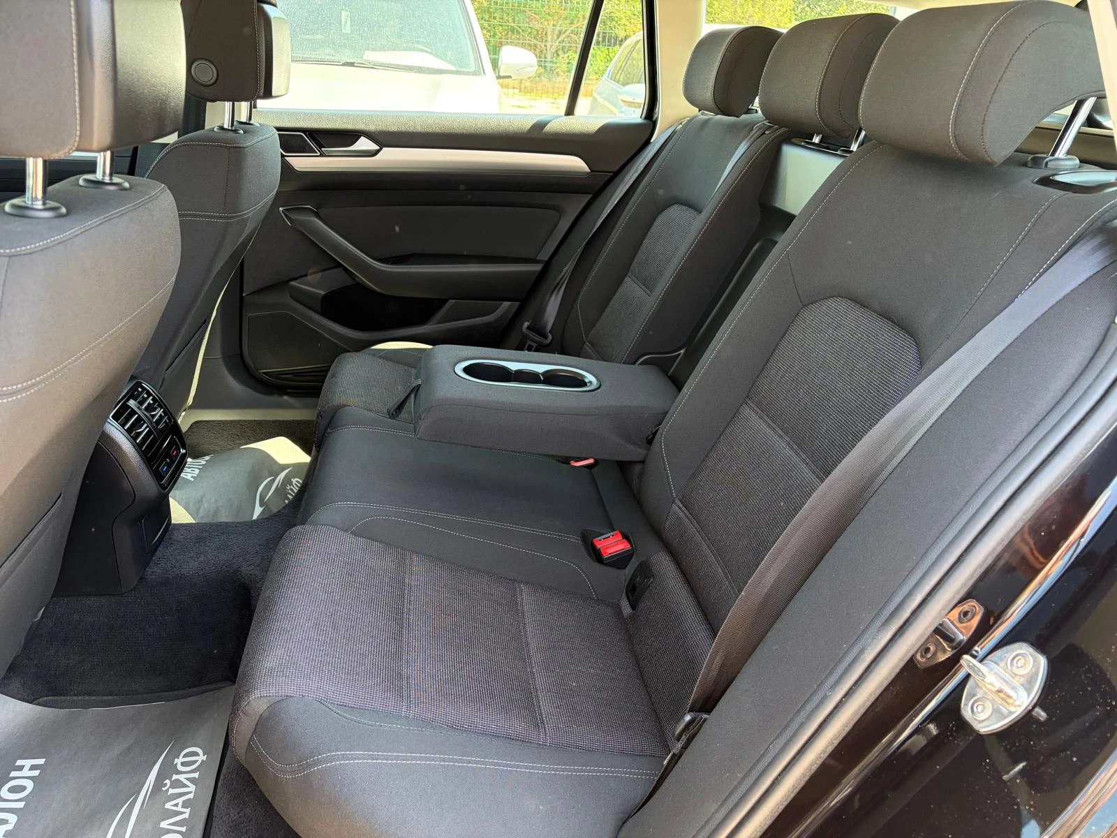 VW Passat 2.0TDI-150 DSG EXECUTIVE BLUEMOTION TECHNOLOGY  | Mobile.bg � ����������� 12