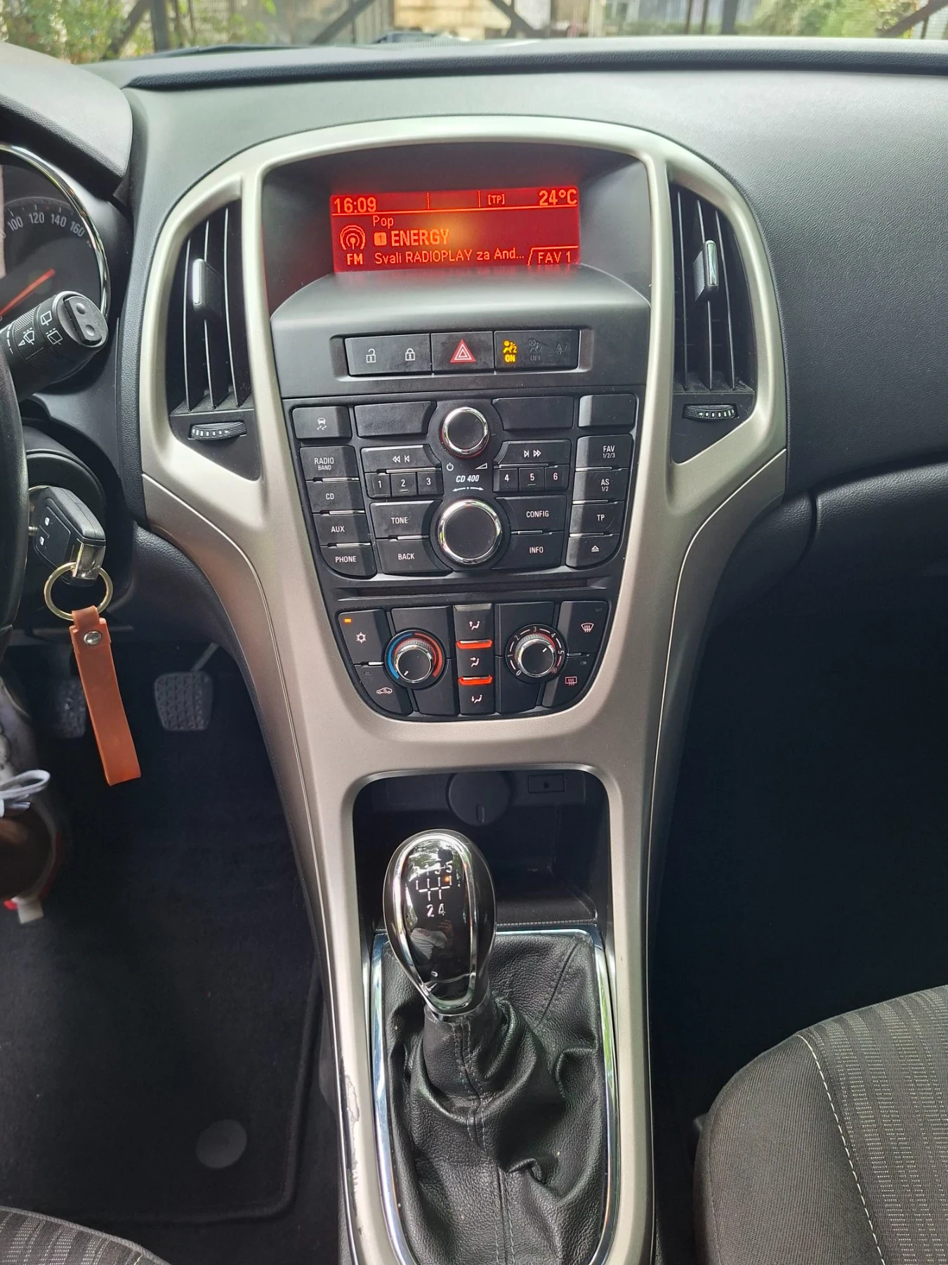 Opel Astra ASTRA SPORTS TOURER, снимка 8 - Автомобили и джипове - 56144523