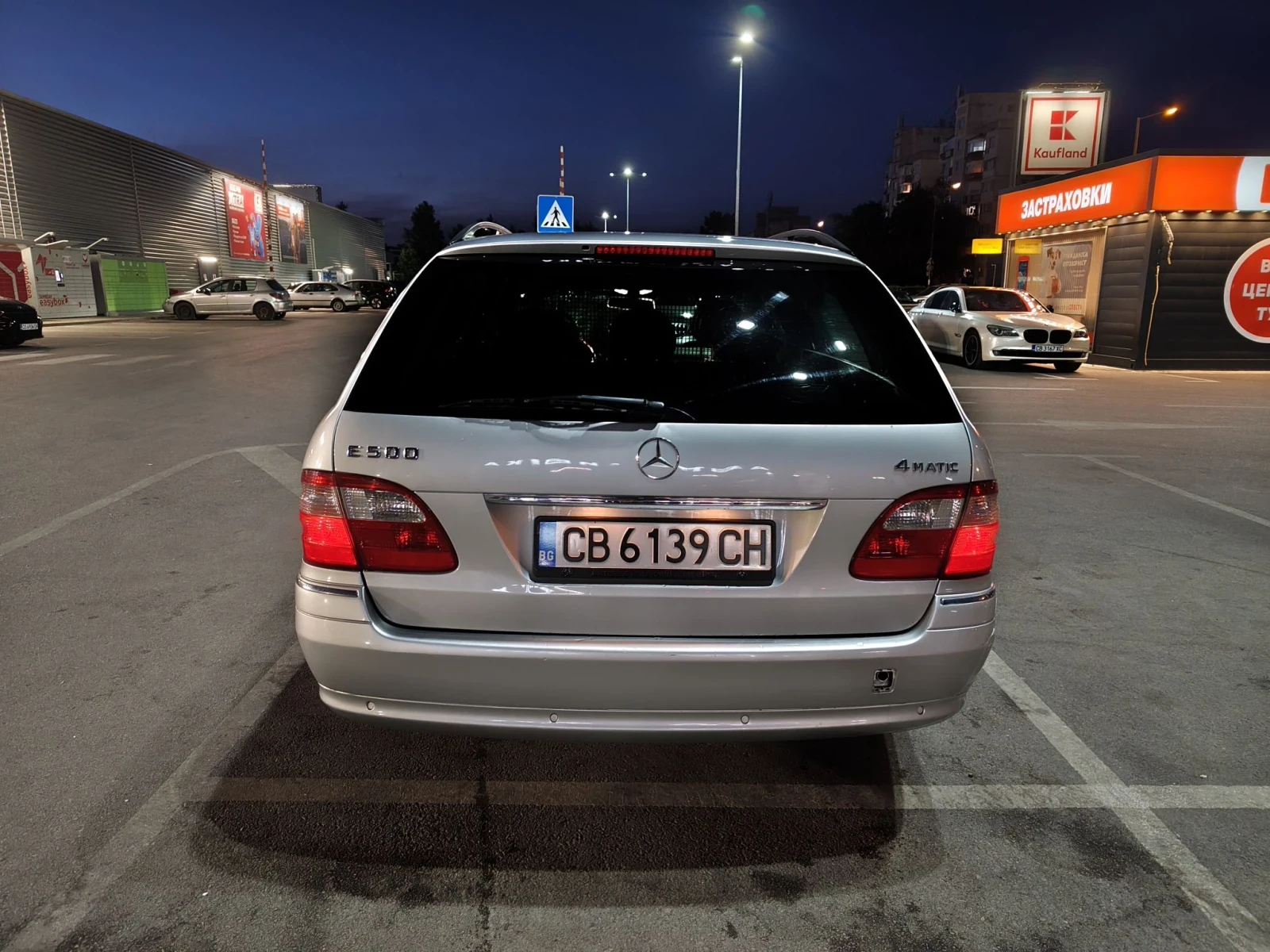 Mercedes-Benz E 500 306к.с. Газ, снимка 6 - Автомобили и джипове - 56331647