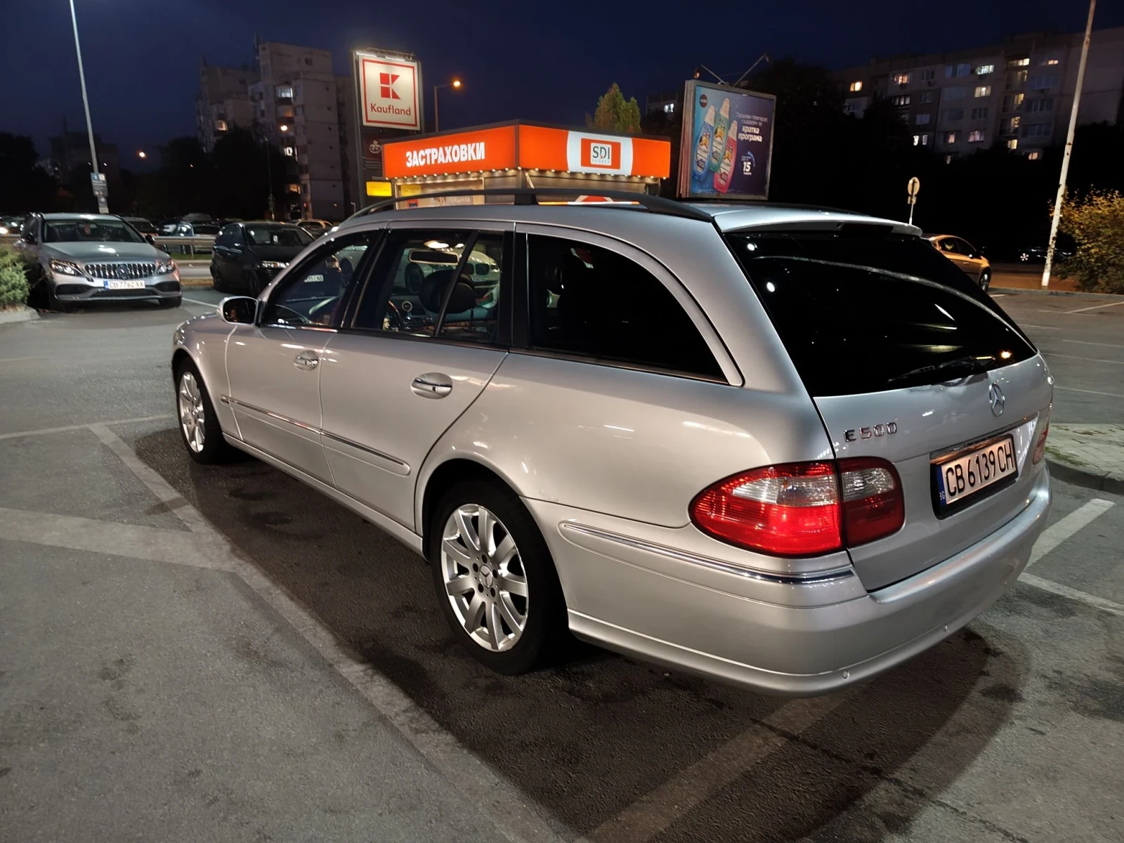 Mercedes-Benz E 500 306к.с. Газ, снимка 7 - Автомобили и джипове - 56331647