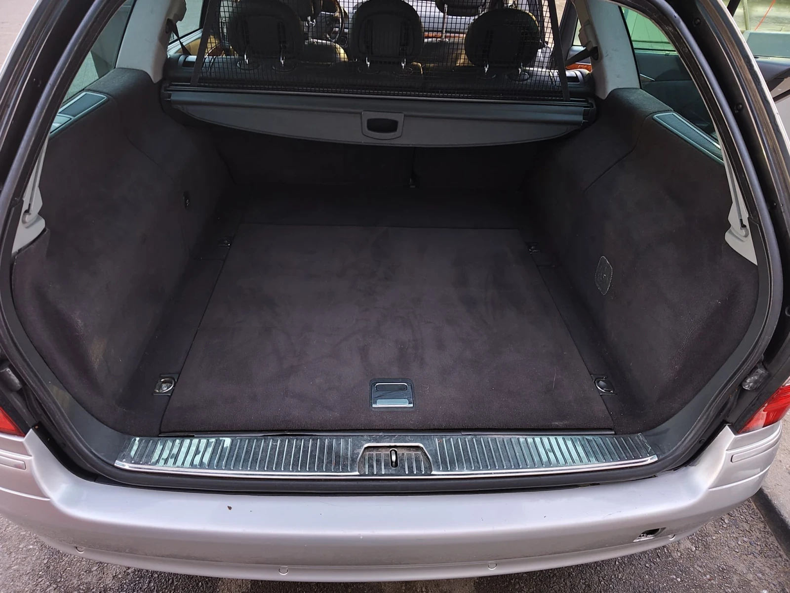 Mercedes-Benz E 500 306к.с. Газ, снимка 11 - Автомобили и джипове - 56331647