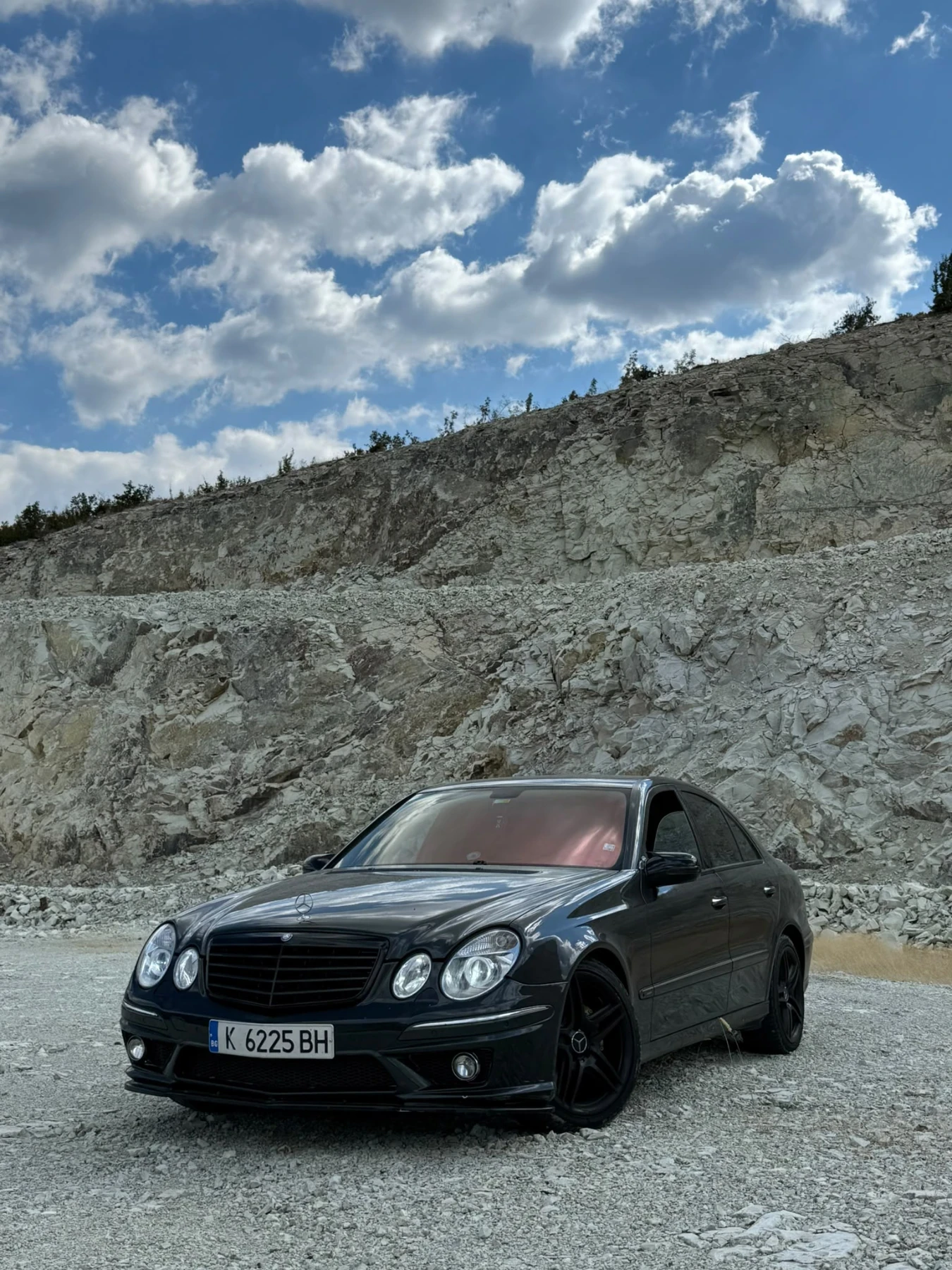Mercedes-Benz E 320, снимка 3 - Автомобили и джипове - 56404564