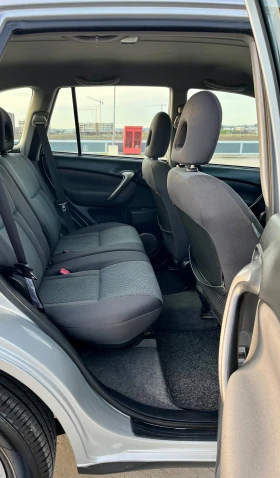 Toyota Rav4 2.0 d4d 4x4 * Face * Обслужена ТОП - 3700 € / 7236.57 лв. - 54315742 11