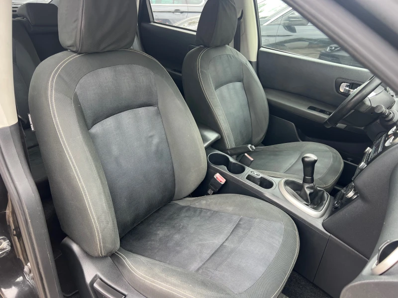 Nissan Qashqai FACELIFT 1.6i, снимка 11 - Автомобили и джипове - 51414905