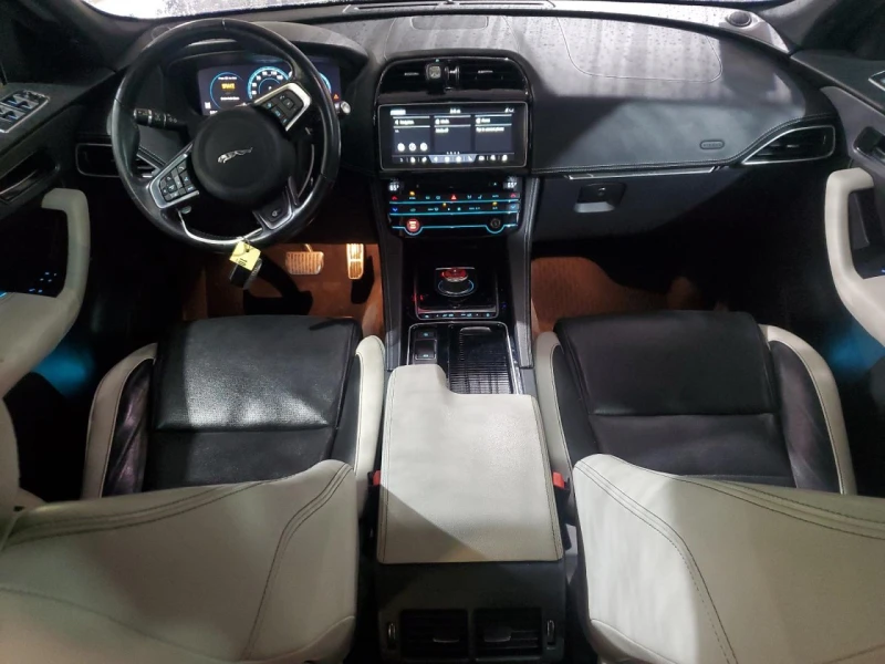 Jaguar F-PACE S / 3.0 V6 Supercharged / AWD / Автоматик / КОЖА /, снимка 8 - Автомобили и джипове - 52016837