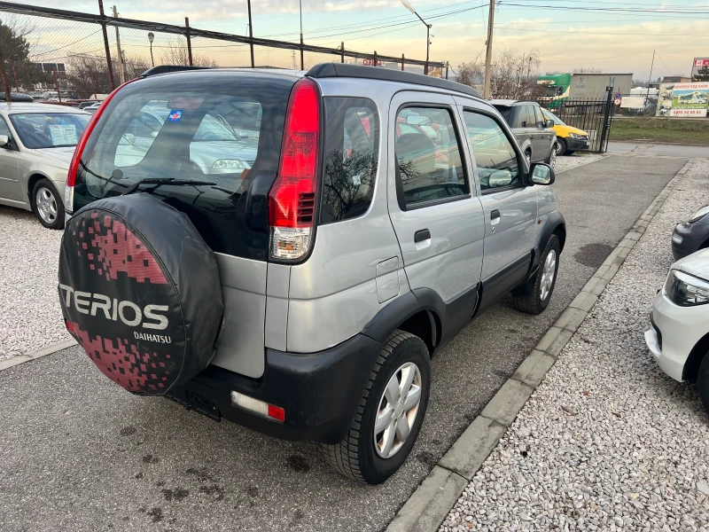 Daihatsu Terios 1.3i 4x4 AVTOMAT, снимка 6 - Автомобили и джипове - 52827617