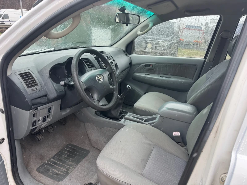 Toyota Hilux 4х4 , снимка 7 - Автомобили и джипове - 52896435