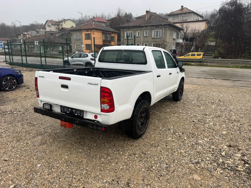 Toyota Hilux 4х4 , снимка 9 - Автомобили и джипове - 52896435
