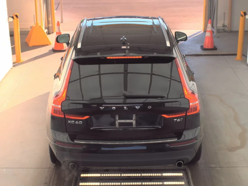 Volvo XC60 T6 Momentum, снимка 5 - Автомобили и джипове - 53334362