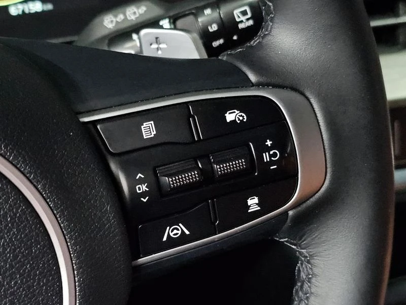 Kia Sportage Signature 2WD| 226к.с.| ВКЛ.ТЕХНОТЕСТ, снимка 13 - Автомобили и джипове - 55386056
