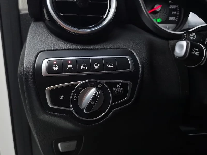 Mercedes-Benz GLC 350E 4Matic Premium, снимка 17 - Автомобили и джипове - 55750527