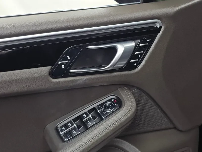 Porsche Macan 3.0 S Diesel, снимка 16 - Автомобили и джипове - 56224204
