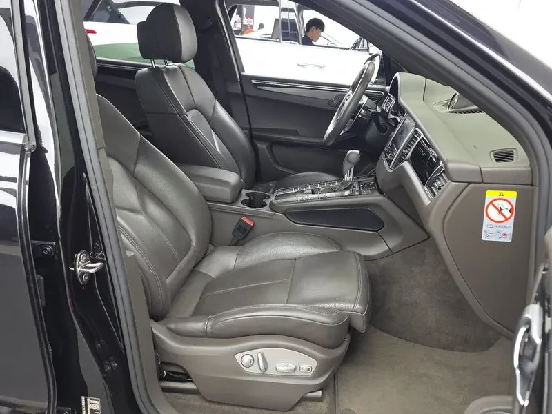 Porsche Macan 3.0 S Diesel, снимка 11 - Автомобили и джипове - 56224204