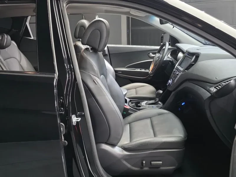Hyundai Santa fe 2.0 2WD PREMIUM, снимка 11 - Автомобили и джипове - 56325671