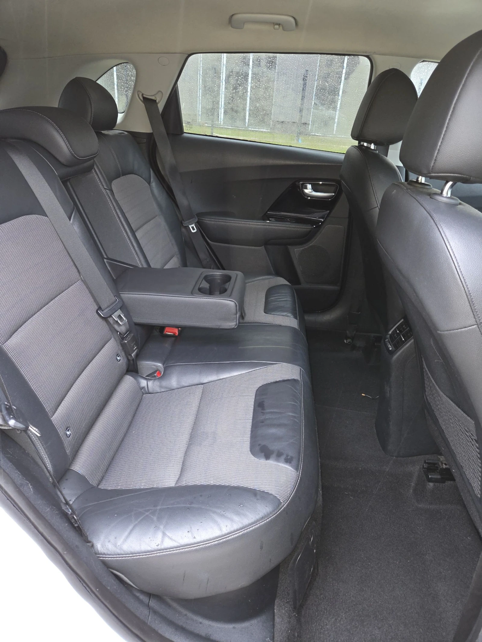 Kia Niro Full hybrid, снимка 7 - Автомобили и джипове - 53907808