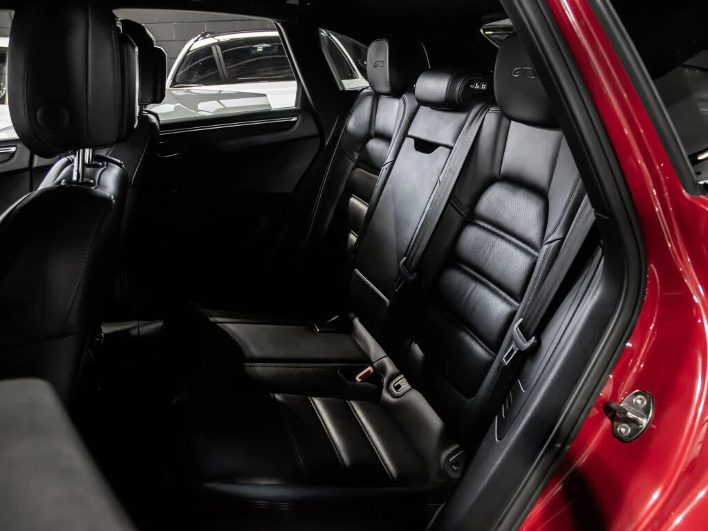 Porsche Macan GTS* AWD* АвтоКредит* (ЦЕНА ДО БГ), снимка 11 - Автомобили и джипове - 54259628