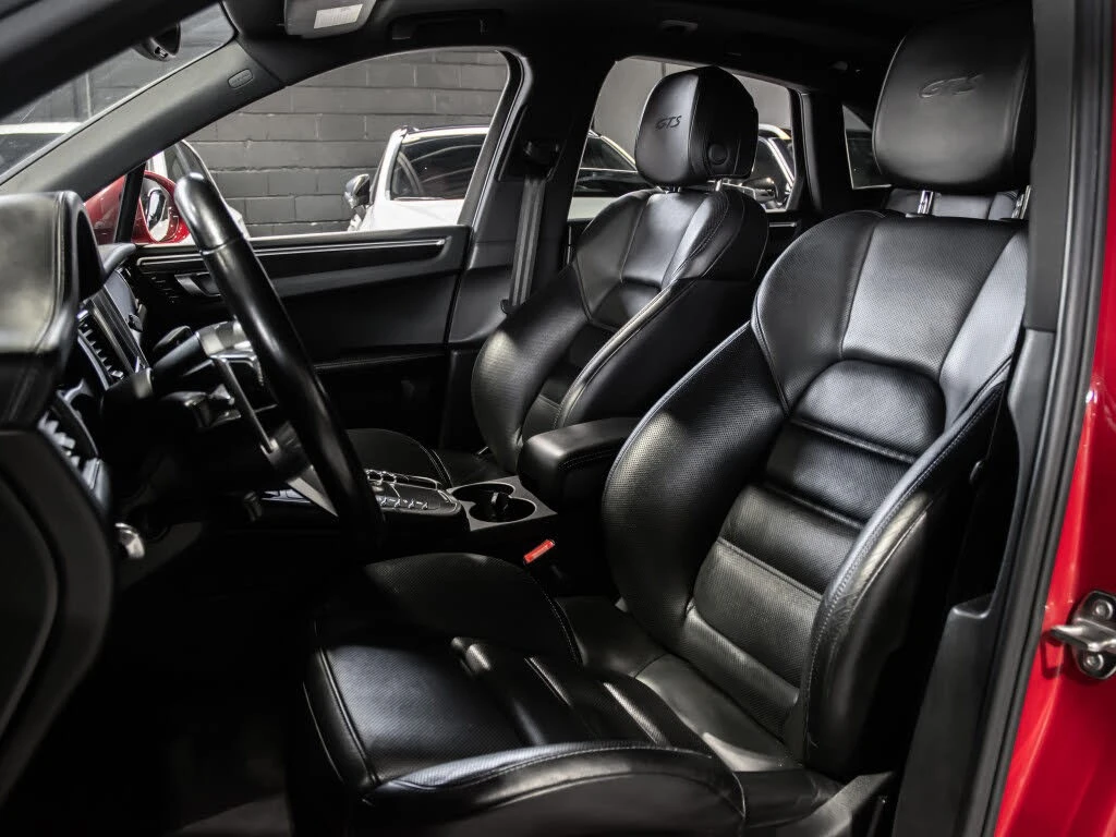 Porsche Macan GTS* AWD* АвтоКредит* (ЦЕНА ДО БГ), снимка 9 - Автомобили и джипове - 54259628