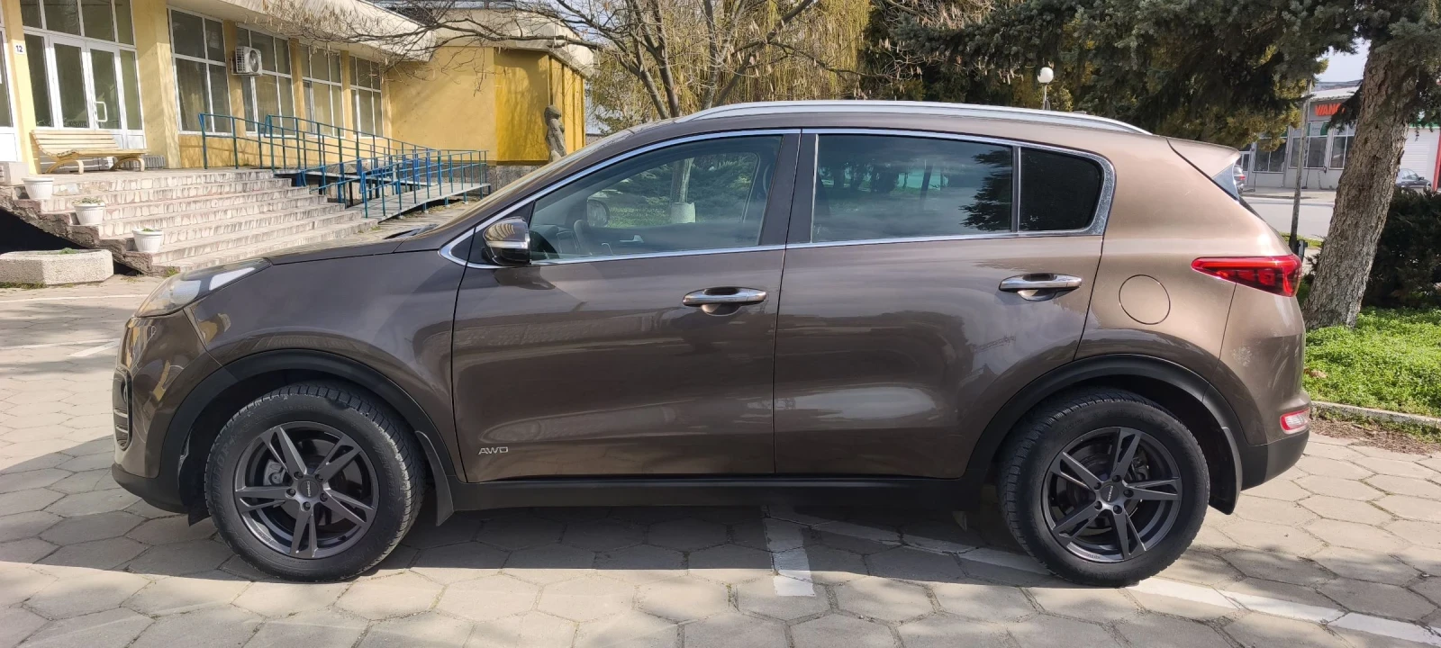 Kia Sportage 2.0 CRDI Automatic 136 к.с. 2019 г., снимка 9 - Автомобили и джипове - 54458574
