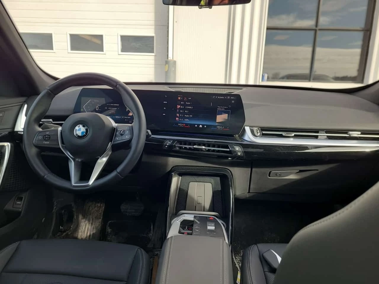 BMW X1 * XDRIVE28I * CARFAX * BLIND SPOT * ПАНО * ПОДГРЕВ, снимка 10 - Автомобили и джипове - 54736749